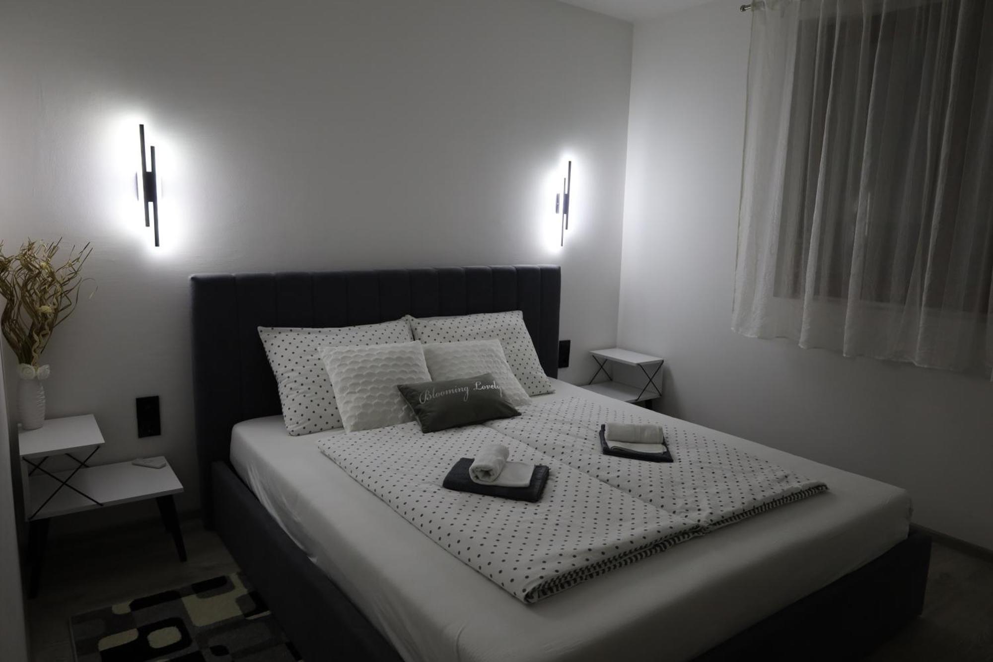 Villa Hacijenda à Vukovar Extérieur photo